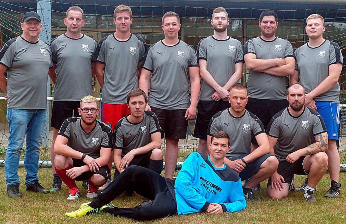 Die frisch gebildete Spielgemeinschaft des TSV Niendorf/Halligdorf und dem SV Ostedt