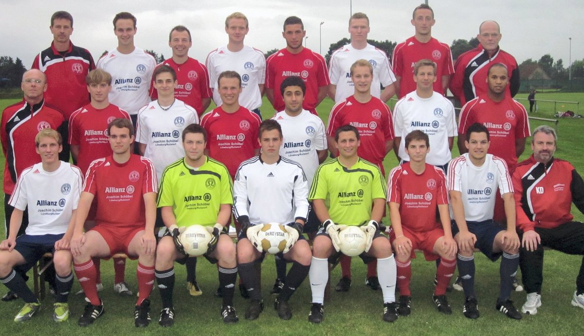 1. Herren Bezirksligakader 2011/12 des SV Scharnebeck