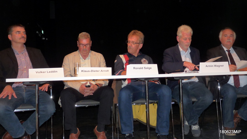 Die neuen Vorstandsmitglieder Volker Leddin, Klaus-Dieter Arndt, Ronald Salge, Armin Wagner und Herbert Franz (v.l.)