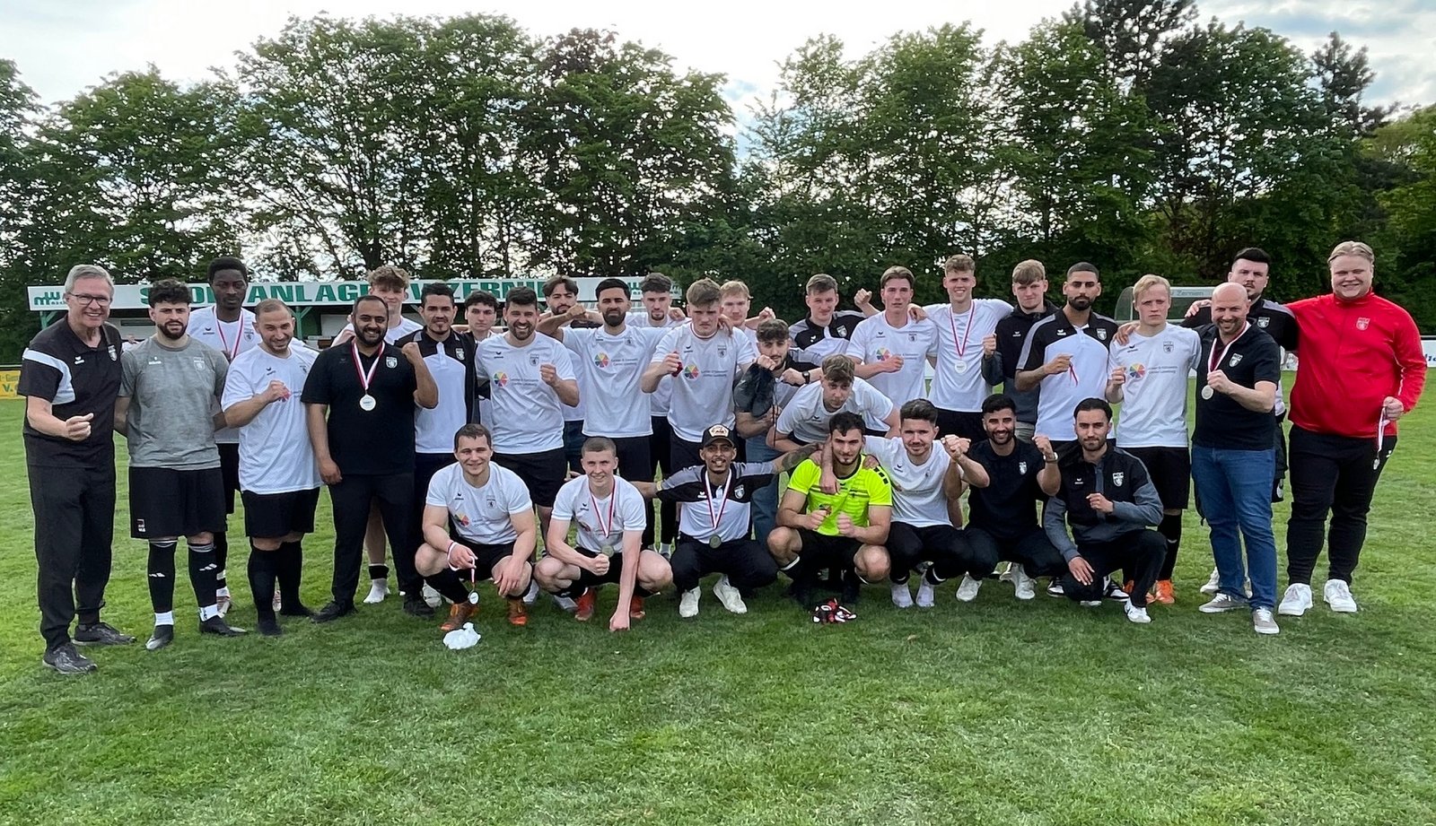 Bereits nach dem 27. Spieltag steht das U23-Team von Mohamed Maatouk als Staffelsieger der 1. Kreisklasse Nord und Aufsteiger in die Kreisliga fest. Seit dem 8. Spieltag, mit zwei Ausnahmen haben die Lüneburger den Spitzenplatz in der 1. Kreisklasse Nord belegt.