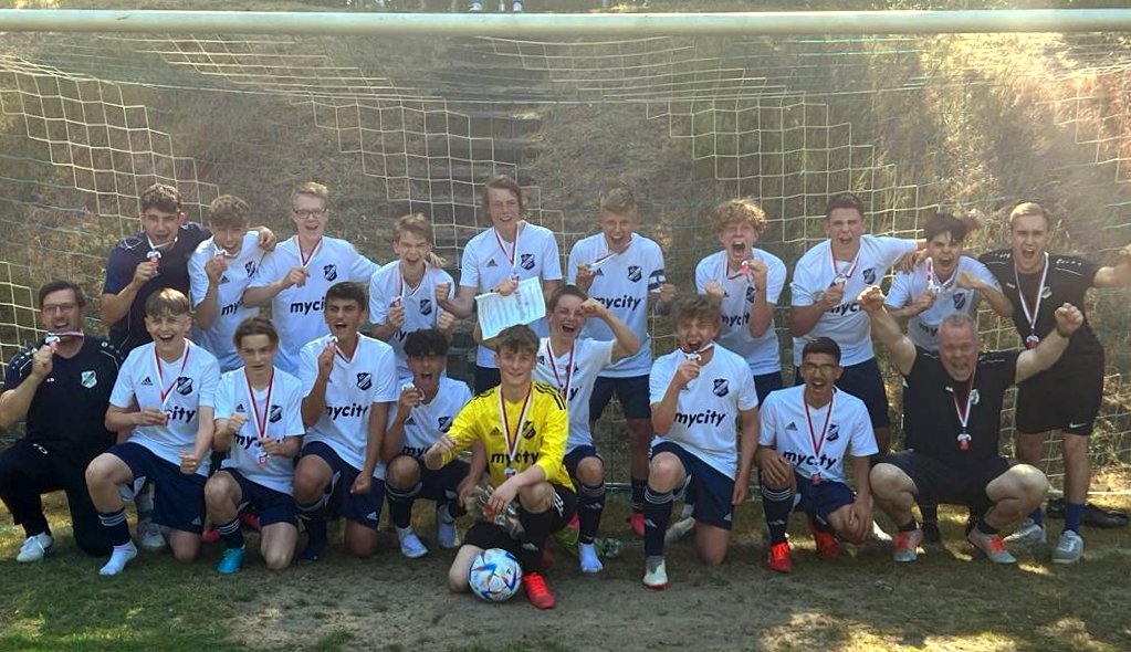 Mit nur einer Niederlage überstanden die U16-Junioren des SC Kirch- und Westerweyhe die Frühjahrsrunde und wurden Kreismeister