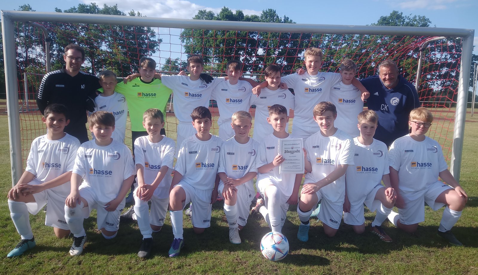 Staffelsieger der 1. Kreisklasse: U13 SV Holdenstedt. Mit 52 Toren und 10 Siegen in 12 Spielen vorzeitig Sieger der Staffel