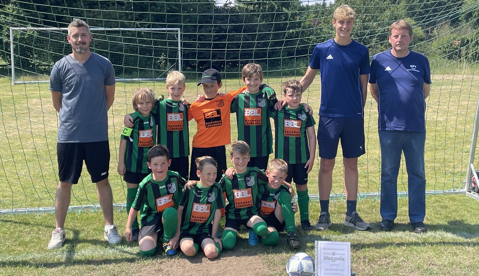 Staffelsieger 1. Kreisklasse Süd: U9 TSV Bienenbüttel II mit 9 Siegen aus 10 Spielen und 65:20 Toren