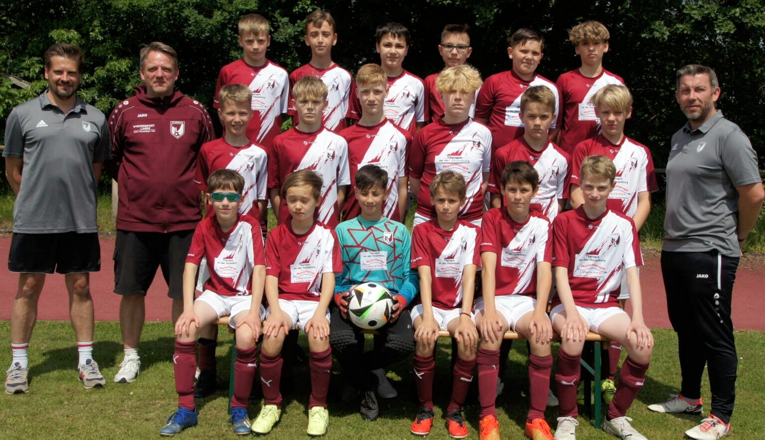 Mit 14 Siegen aus 16 Spielen wurden die U13-Junioren des FC Heidetal Staffelsieger der 1. Kreisklasse und steigen in die Kreisliga auf.