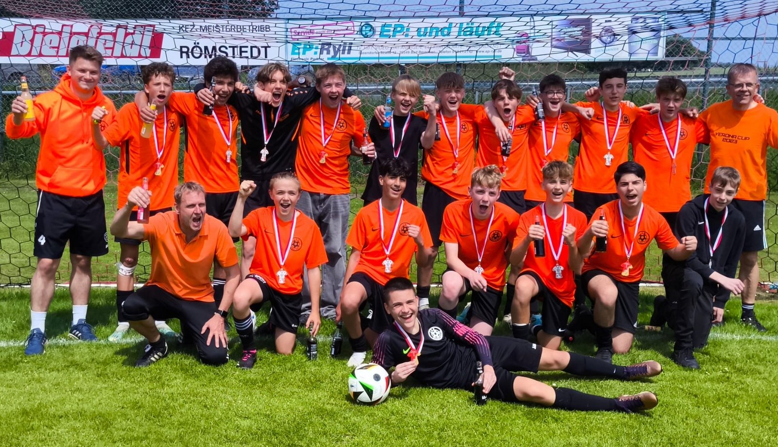 Mit neun von zehn Siegen sicherten sich die U15-Junioren der JSG Röbbelbach die Kreismeisterschaft.